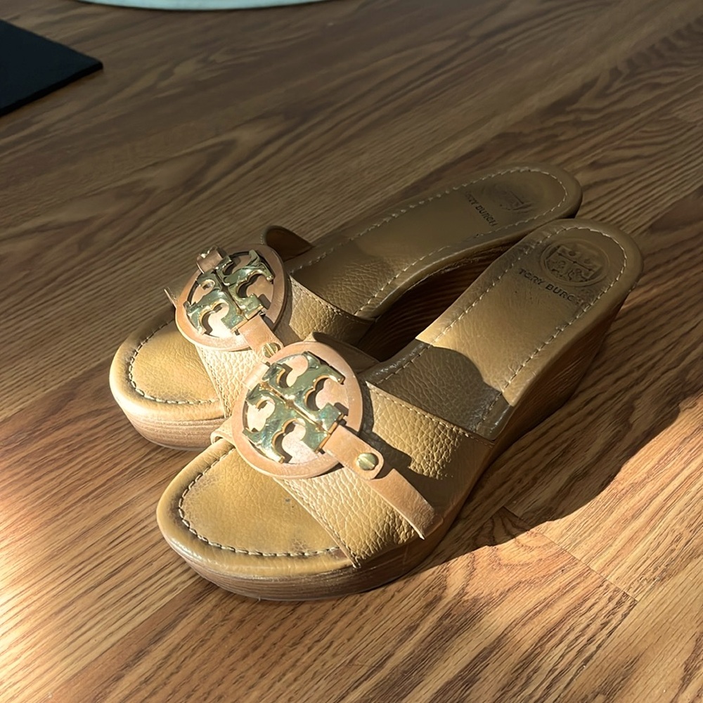 Tory Burch Brown Leather Sandals with Gold Buckle